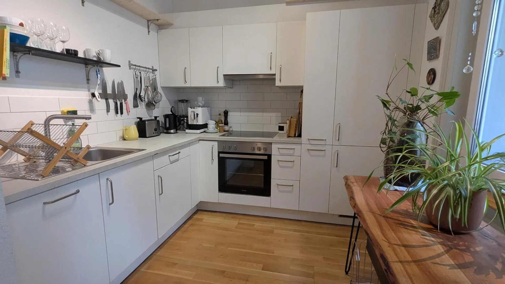 Beautiful Apartment With 2 Balconies 2 Bedrooms Bazylea Szwajcaria
