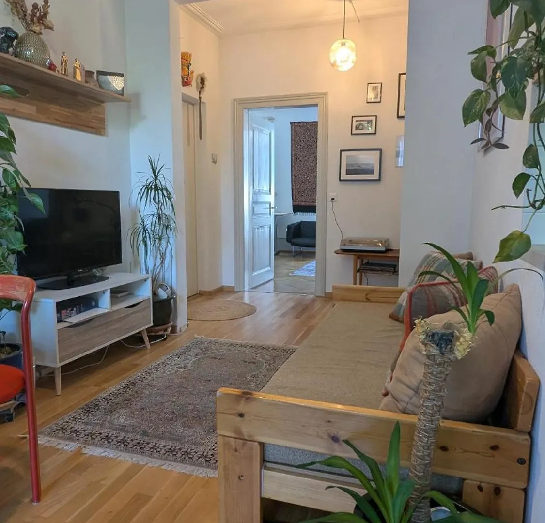 Beautiful Apartment With 2 Balconies 2 Bedrooms Bazylea